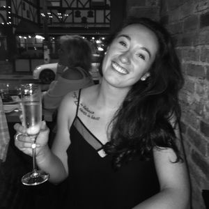 Meet your Posher, Vanessa